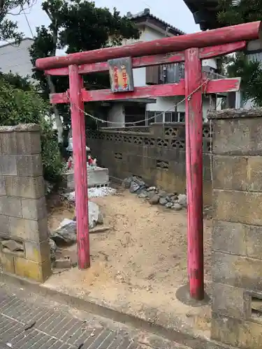 下津稲荷神社の鳥居