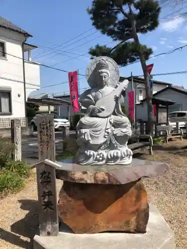 明石弁天厳島神社の仏像