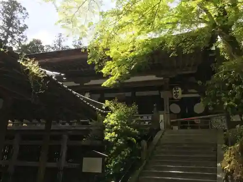 石山寺の本殿・本堂