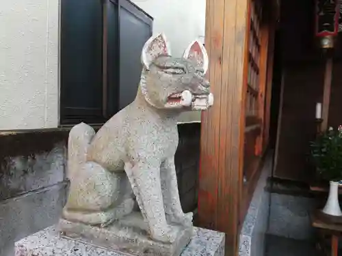 稲守稲荷神社の狛犬