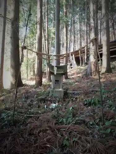 高龗神社の末社