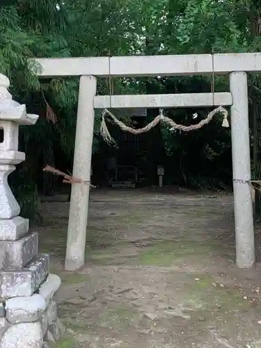 富岡神社の鳥居