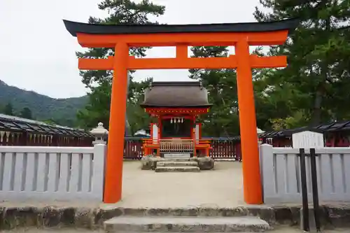 清盛神社の鳥居