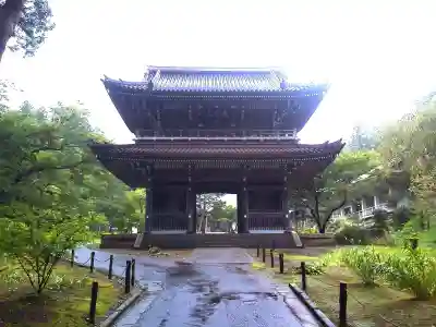 林泉寺の山門・神門