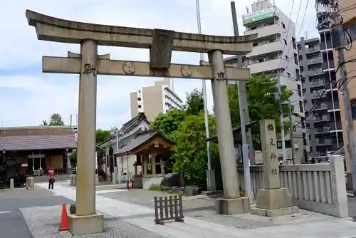 鶴見神社の鳥居