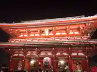 浅草寺の山門・神門