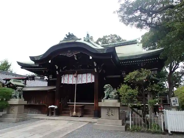 生根神社の本殿・本堂