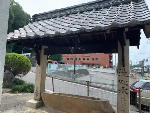 伊佐爾波神社の手水舎