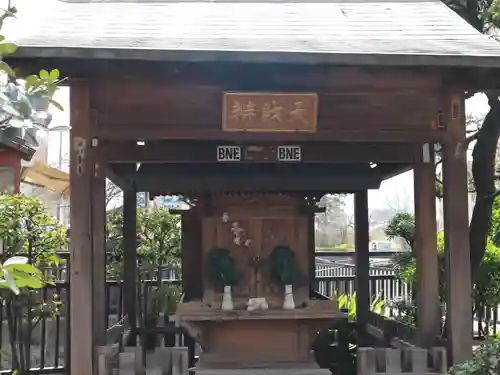 辰巳大明神の末社・摂社