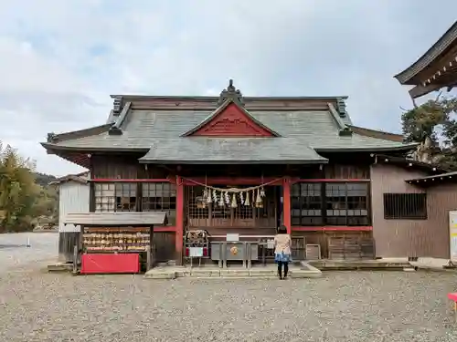 鶴峯八幡宮の本殿・本堂