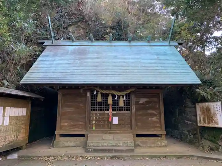 船越鉈切神社の本殿・本堂