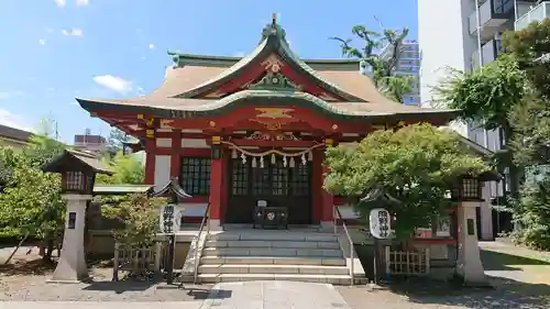 東神奈川熊野神社の本殿・本堂