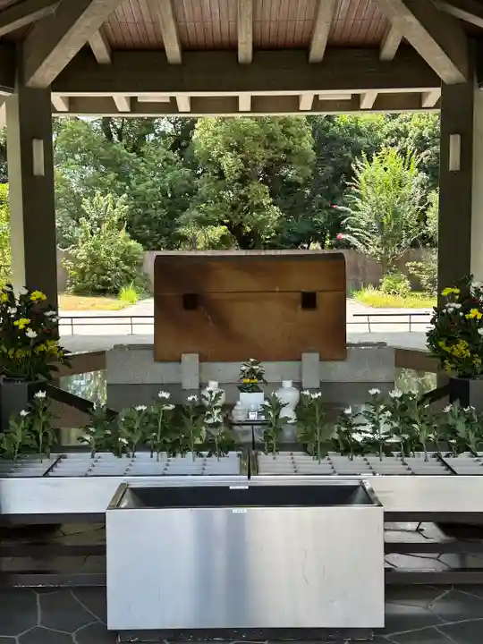 千鳥ヶ淵戦没者墓苑(東京都)