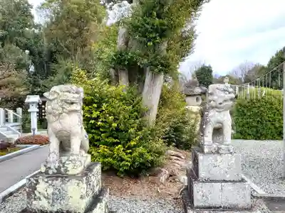爲那都比古神社の狛犬