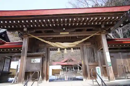 霊山神社の山門