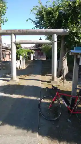 稲荷神社の鳥居