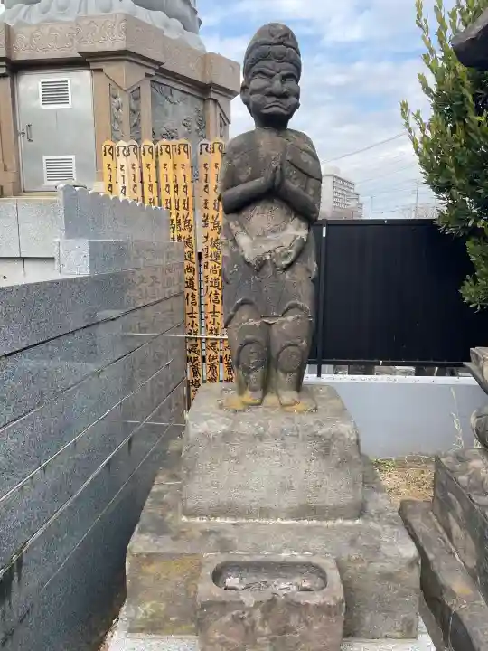 常光寺の{uncategorized: "未分類", other: "その他", undefined: "問題あり", building: "その他建物", grave: "お墓", sacred_gate: "鳥居", guardian: "狛犬", statue: "像", buddha: "仏像", history: "歴史", nature: "自然", garden: "庭園", animal: "動物", pagoda: "塔", temizu: "手水舎", mountain_gate: "山門・神門", sanctuary: "本殿・本堂", subordinate: "末社・摂社", art: "芸術", scenery: "景色", jizo: "地蔵", ema: "絵馬", goshuin: "御朱印", omikuji: "おみくじ", items: "授与品その他", amulet: "お守り", goshuincho: "御朱印帳", eats: "食事", festival: "お祭り", votive_dance: "神楽", shichigosan: "七五三参", wedding: "結婚式", experience: "体験その他", initially: "初詣", around: "周辺", anti_infection: "感染症対策"}