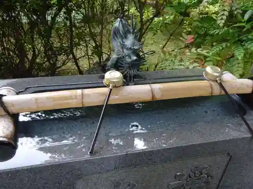 天台宗　長窪山　正覚寺の手水舎