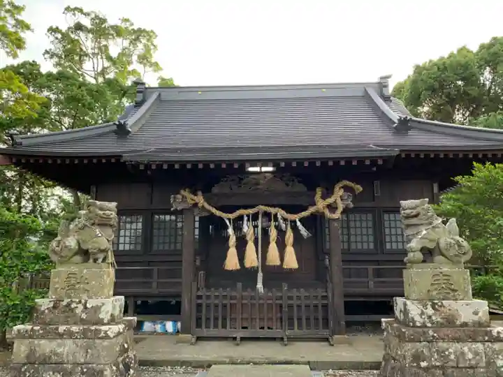 吉保八幡神社の本殿・本堂