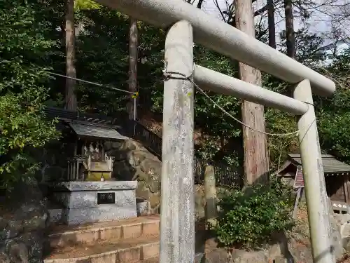 丹那神社の鳥居