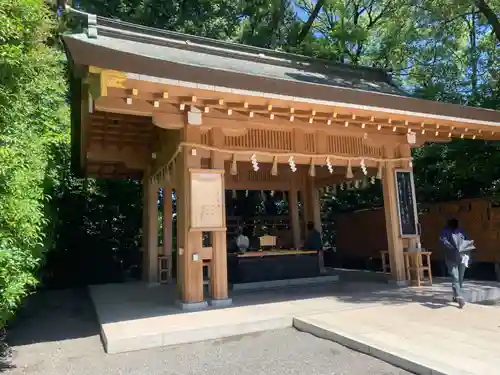 寒川神社の手水舎