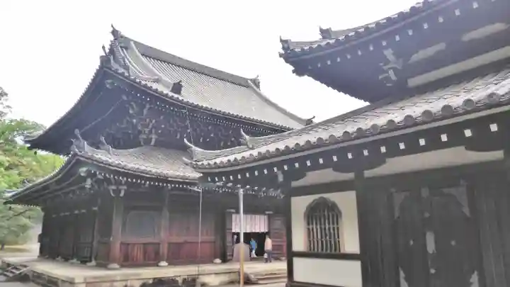 御寺 泉涌寺の本殿・本堂