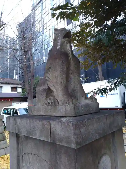 稲荷鬼王神社の狛犬