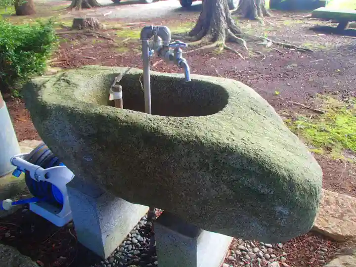 竹佐伊奈神社の手水舎