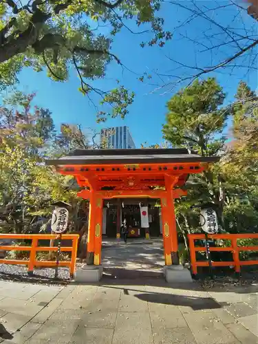 愛宕神社の山門・神門