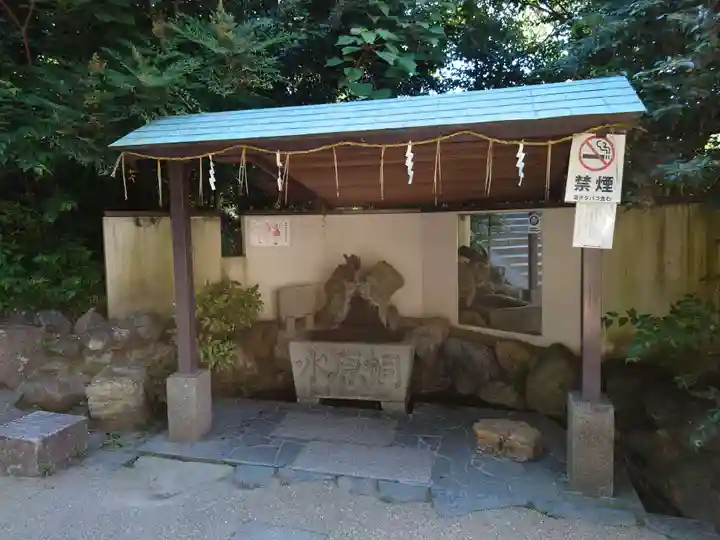 宇治神社の手水舎