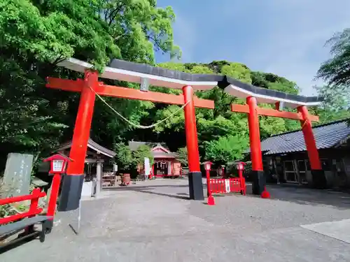 諏訪神社の鳥居