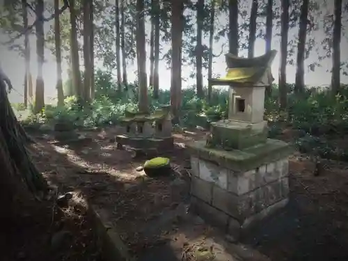 星宮神社の末社・摂社