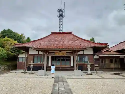 向陽寺の本殿