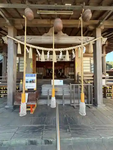 仙台八坂神社の{uncategorized: "未分類", other: "その他", undefined: "問題あり", building: "その他建物", grave: "お墓", sacred_gate: "鳥居", guardian: "狛犬", statue: "像", buddha: "仏像", history: "歴史", nature: "自然", garden: "庭園", animal: "動物", pagoda: "塔", temizu: "手水舎", mountain_gate: "山門・神門", sanctuary: "本殿・本堂", subordinate: "末社・摂社", art: "芸術", scenery: "景色", jizo: "地蔵", ema: "絵馬", goshuin: "御朱印", omikuji: "おみくじ", items: "授与品その他", amulet: "お守り", goshuincho: "御朱印帳", eats: "食事", festival: "お祭り", votive_dance: "神楽", shichigosan: "七五三参", wedding: "結婚式", experience: "体験その他", initially: "初詣", around: "周辺", anti_infection: "感染症対策"}