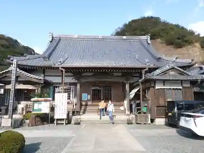 影向寺の本殿・本堂