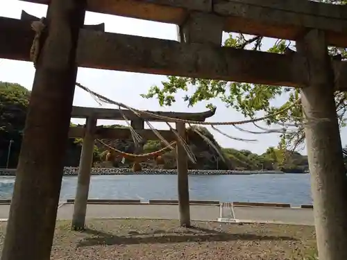 元嶋神社の鳥居