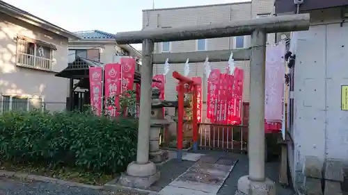 穏田神社の末社