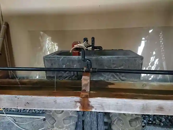 菊名神社の手水舎