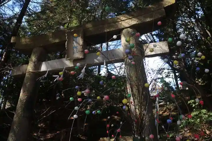 滑川神社 - 仕事と子どもの守り神の鳥居