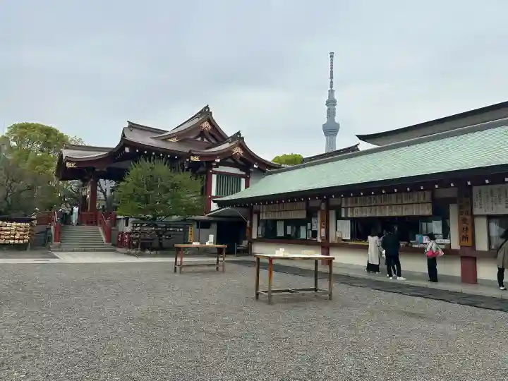 亀戸天神社の{uncategorized: "未分類", other: "その他", undefined: "問題あり", building: "その他建物", grave: "お墓", sacred_gate: "鳥居", guardian: "狛犬", statue: "像", buddha: "仏像", history: "歴史", nature: "自然", garden: "庭園", animal: "動物", pagoda: "塔", temizu: "手水舎", mountain_gate: "山門・神門", sanctuary: "本殿・本堂", subordinate: "末社・摂社", art: "芸術", scenery: "景色", jizo: "地蔵", ema: "絵馬", goshuin: "御朱印", omikuji: "おみくじ", items: "授与品その他", amulet: "お守り", goshuincho: "御朱印帳", eats: "食事", festival: "お祭り", votive_dance: "神楽", shichigosan: "七五三参", wedding: "結婚式", experience: "体験その他", initially: "初詣", around: "周辺", anti_infection: "感染症対策"}