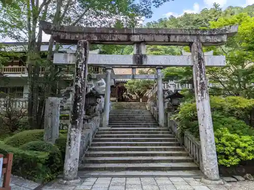 古峯神社の鳥居