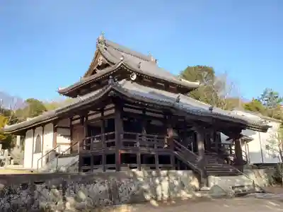 報恩寺の本殿・本堂