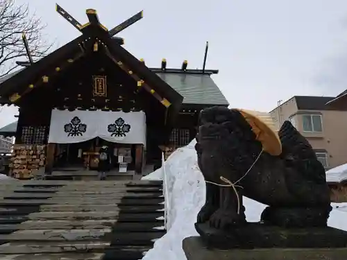 札幌諏訪神社の狛犬