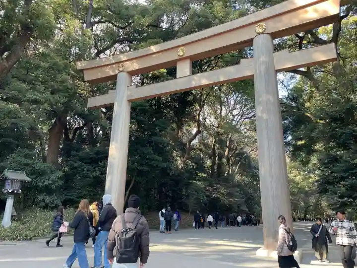 明治神宮の{uncategorized: "未分類", other: "その他", undefined: "問題あり", building: "その他建物", grave: "お墓", sacred_gate: "鳥居", guardian: "狛犬", statue: "像", buddha: "仏像", history: "歴史", nature: "自然", garden: "庭園", animal: "動物", pagoda: "塔", temizu: "手水舎", mountain_gate: "山門・神門", sanctuary: "本殿・本堂", subordinate: "末社・摂社", art: "芸術", scenery: "景色", jizo: "地蔵", ema: "絵馬", goshuin: "御朱印", omikuji: "おみくじ", items: "授与品その他", amulet: "お守り", goshuincho: "御朱印帳", eats: "食事", festival: "お祭り", votive_dance: "神楽", shichigosan: "七五三参", wedding: "結婚式", experience: "体験その他", initially: "初詣", around: "周辺", anti_infection: "感染症対策"}