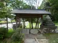大三神社(白山町)の手水舎