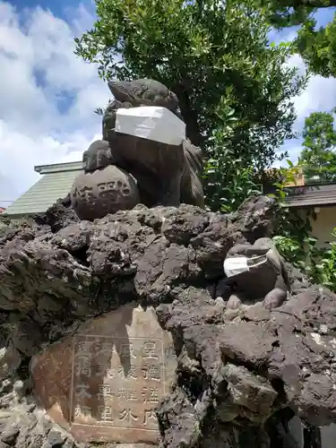 お三の宮日枝神社の狛犬