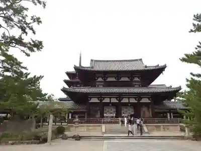 法隆寺の本殿・本堂