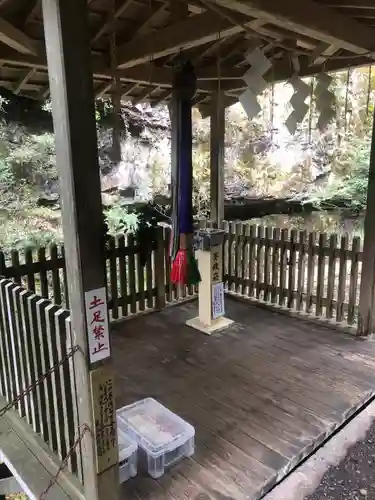 室生龍穴神社のその他建物