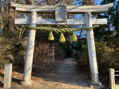 建部神社の鳥居