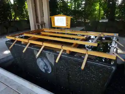 寒川神社の手水舎